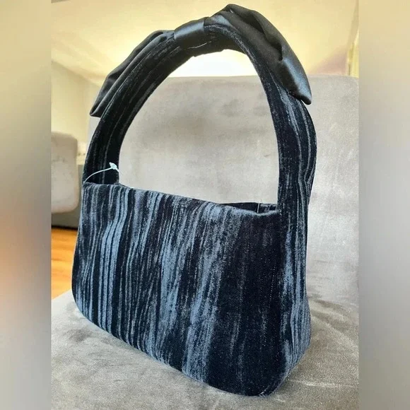 Kate Spade New York Crushed Velvet Shoulder Bag Black Satin Bow NWT - Picture 2 of 4
